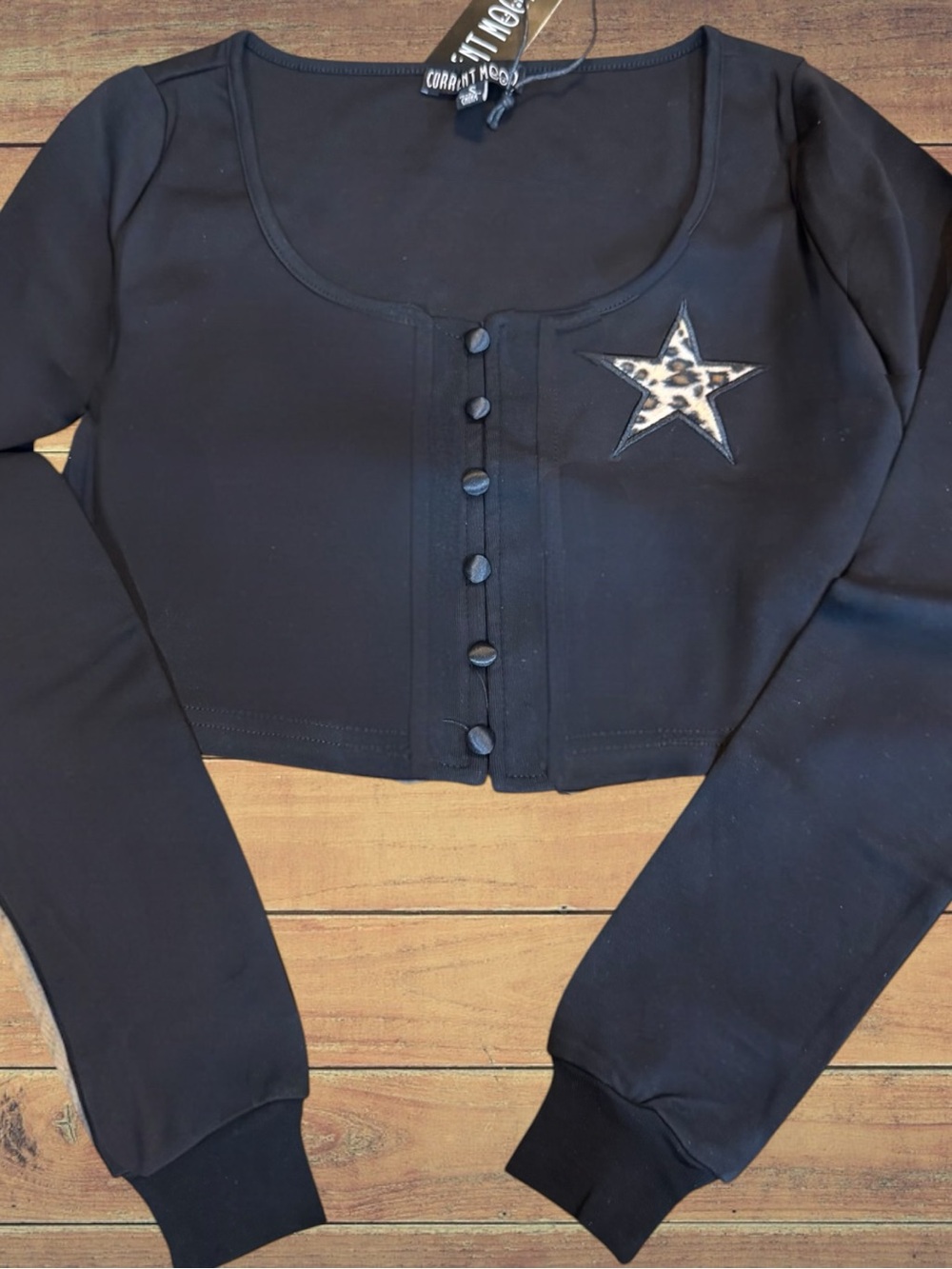Current Mood Black Cropped Scoop Neck Cardigan With Leopard Star NWT Size Small - Picture 7 of 13